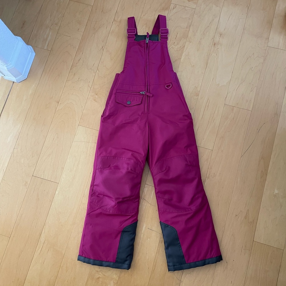 Girl’s snow suit
